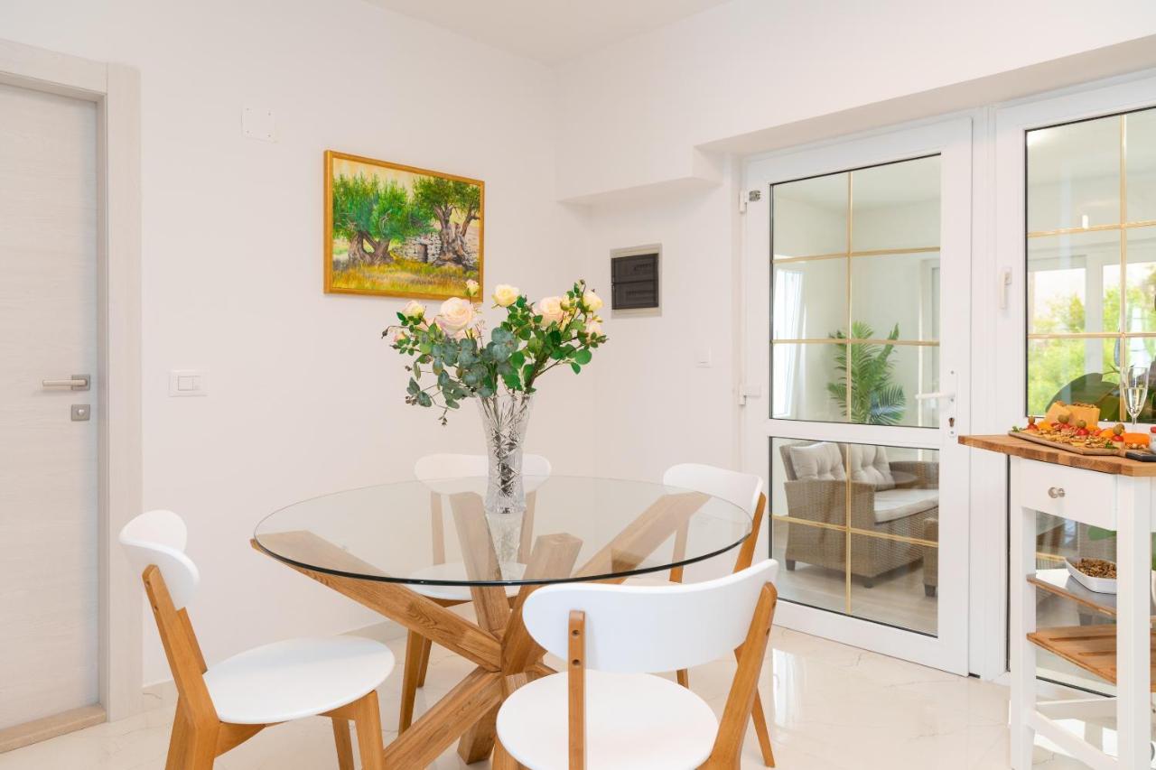 Apartment Meri Sutivan